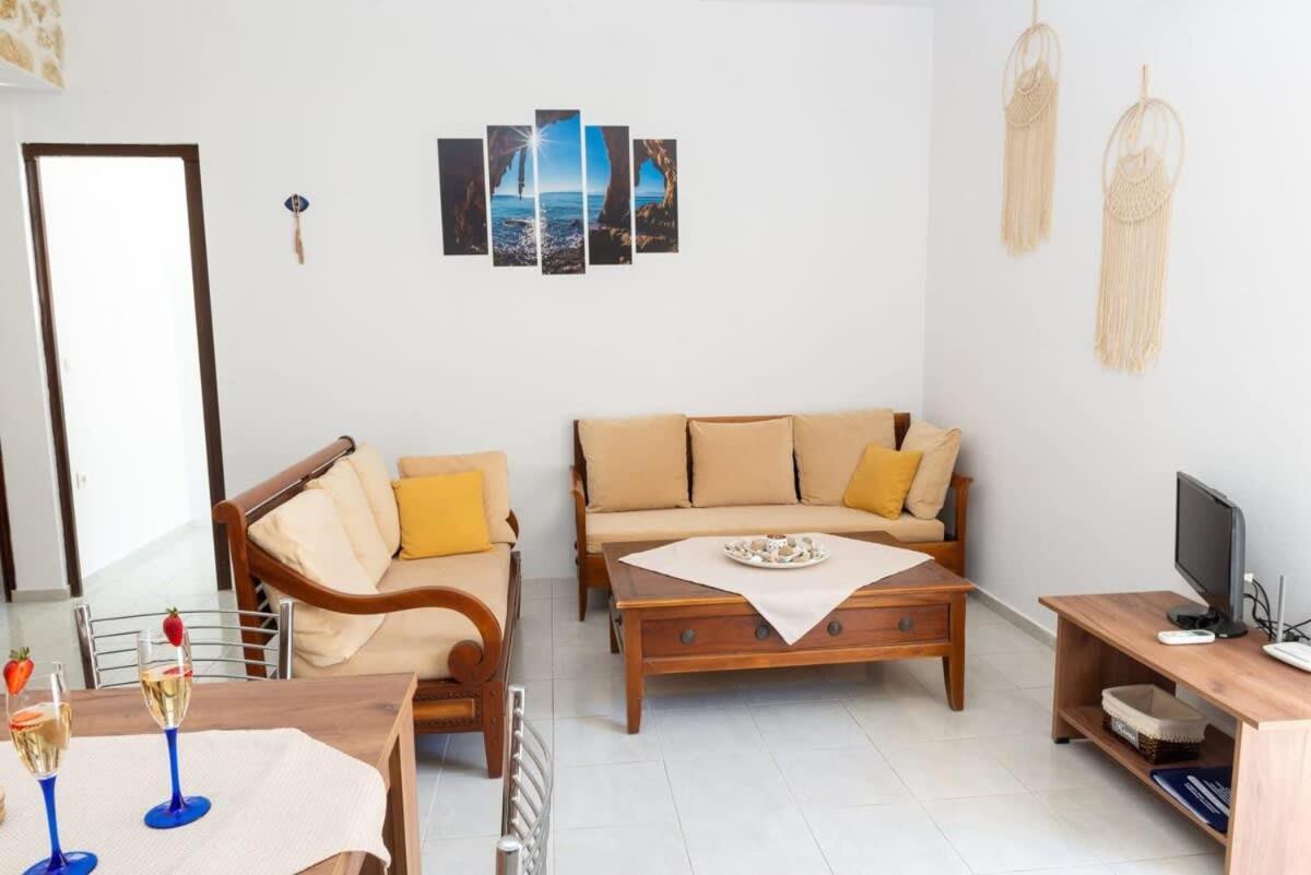 Atlantic Cave Haven-Seaside, Fully Equipped Apartment Kolymbia Ngoại thất bức ảnh